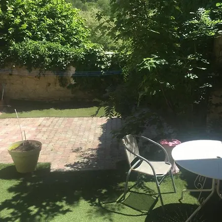 Maison Du Mont July *